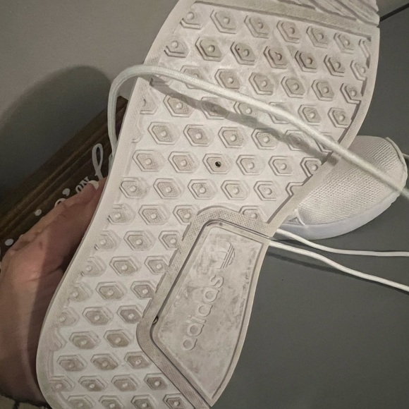 Adidas - Picture 6 of 6